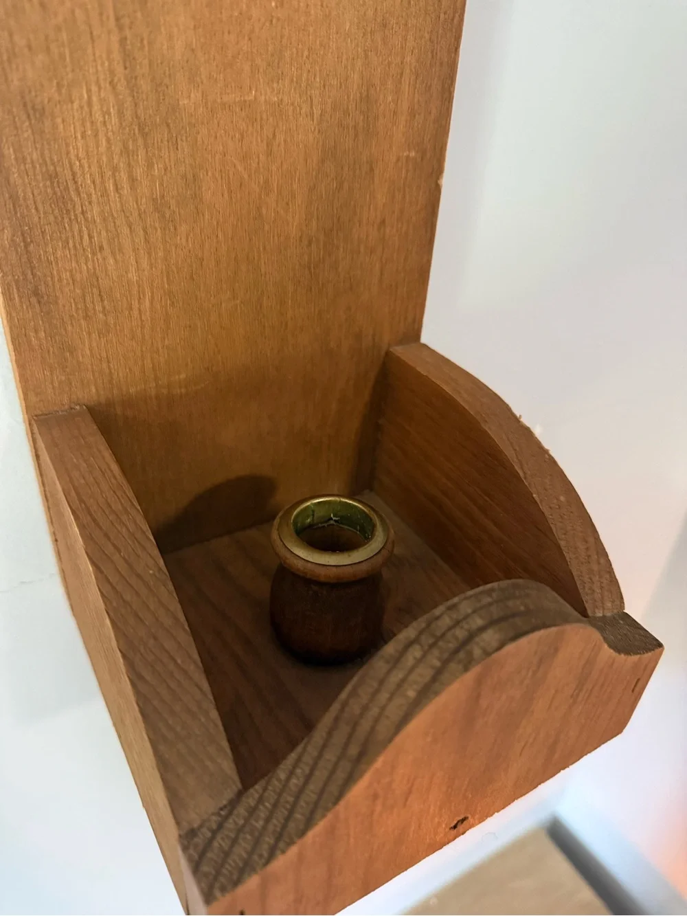 Wooden Wall-Mounted Key and Mail Holder in Brown